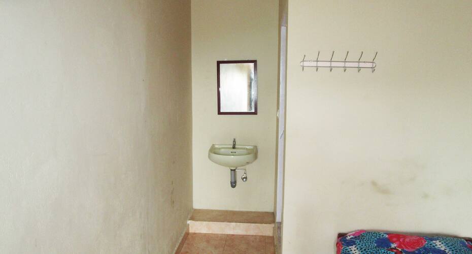 Abhishek Lodge, Vagamon 5